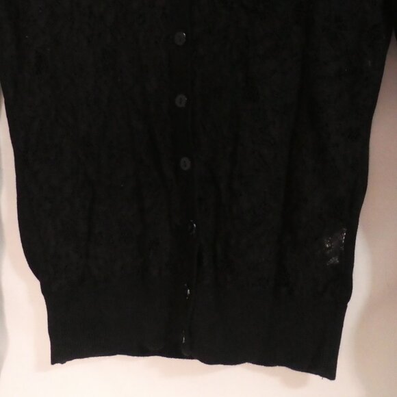 BENETTON | small | Black Lace Lightweight Button Closure V-Neck Cardigan - Picture 7 of 14